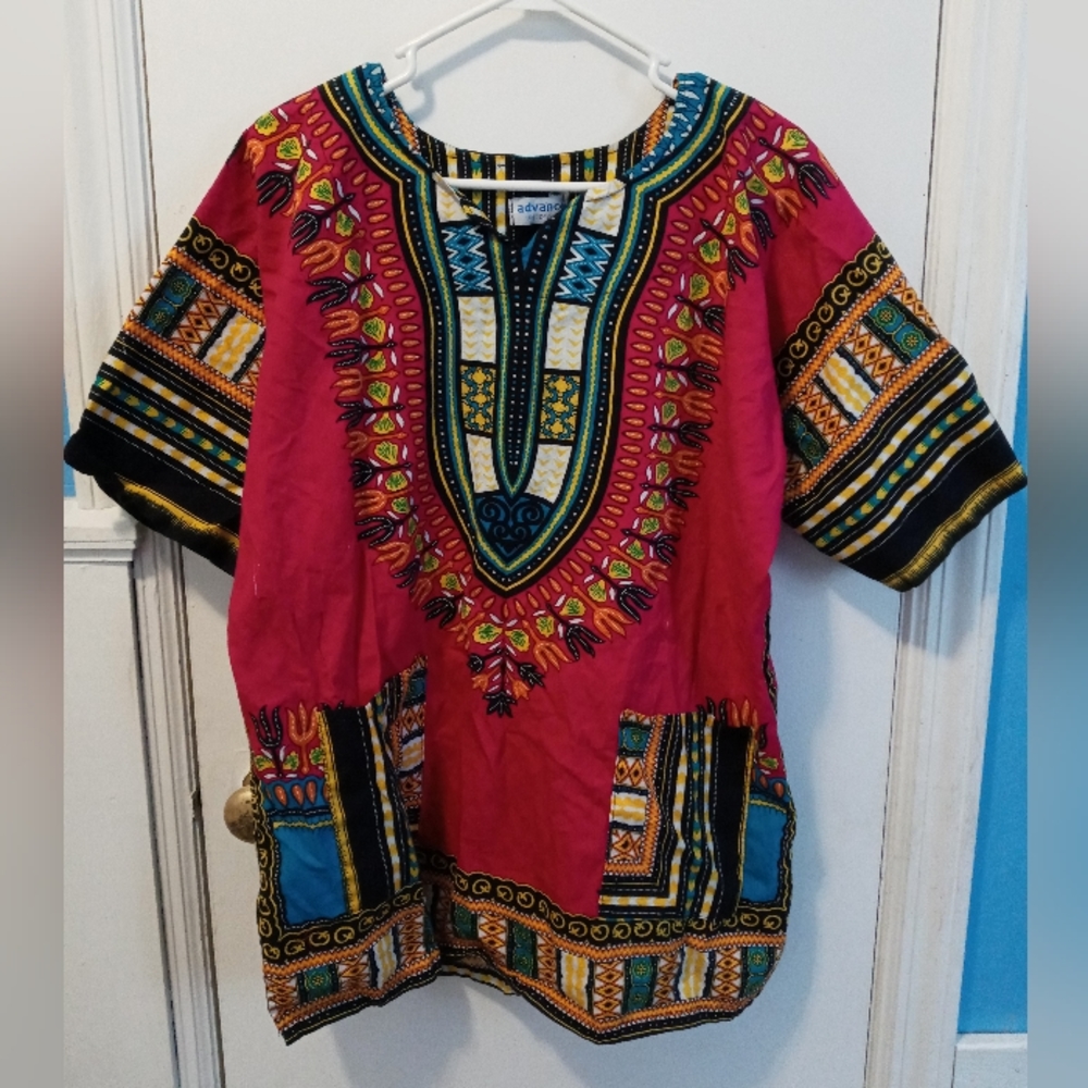 Advance scrub top, sz L